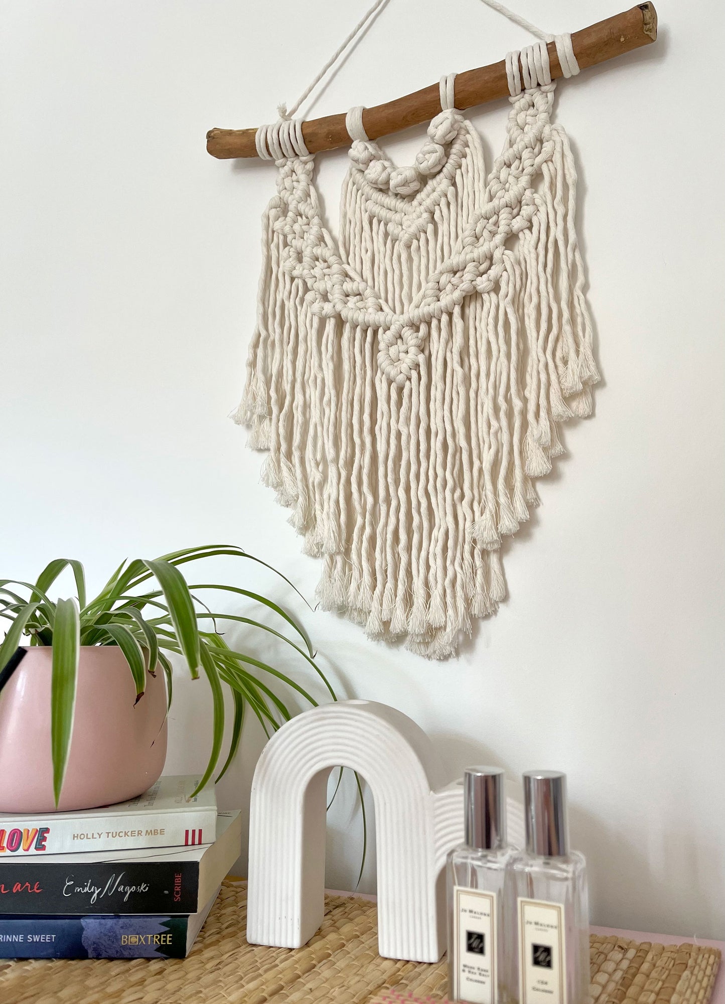 Medium wallhanging